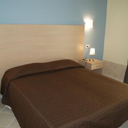 אוגוסטה Guest House Golfo Xifonio מראה חיצוני תמונה