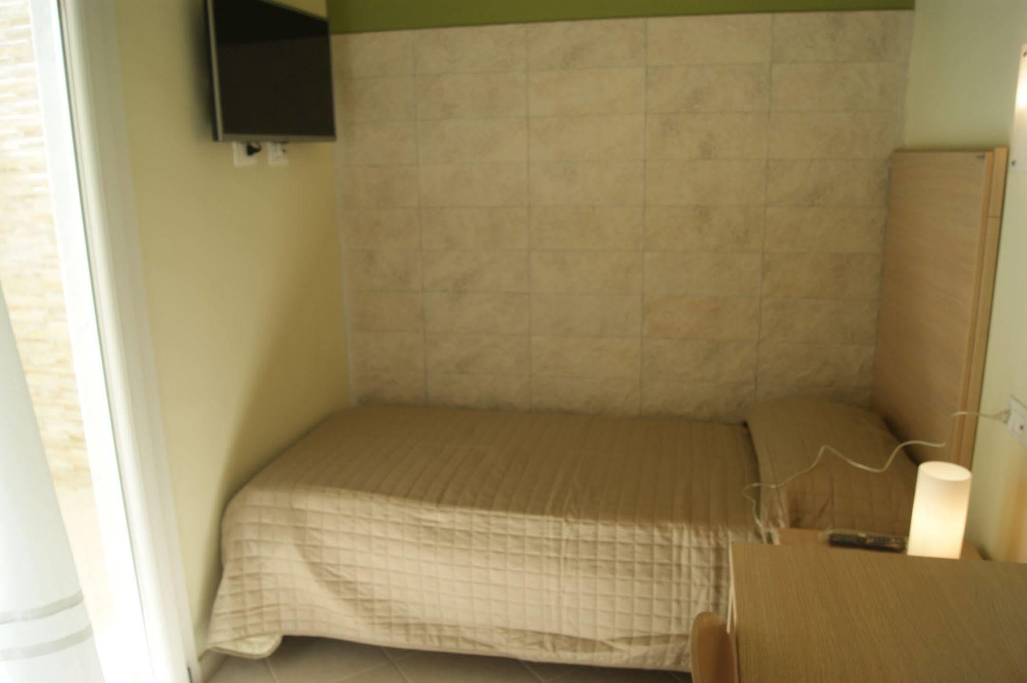אוגוסטה Guest House Golfo Xifonio מראה חיצוני תמונה