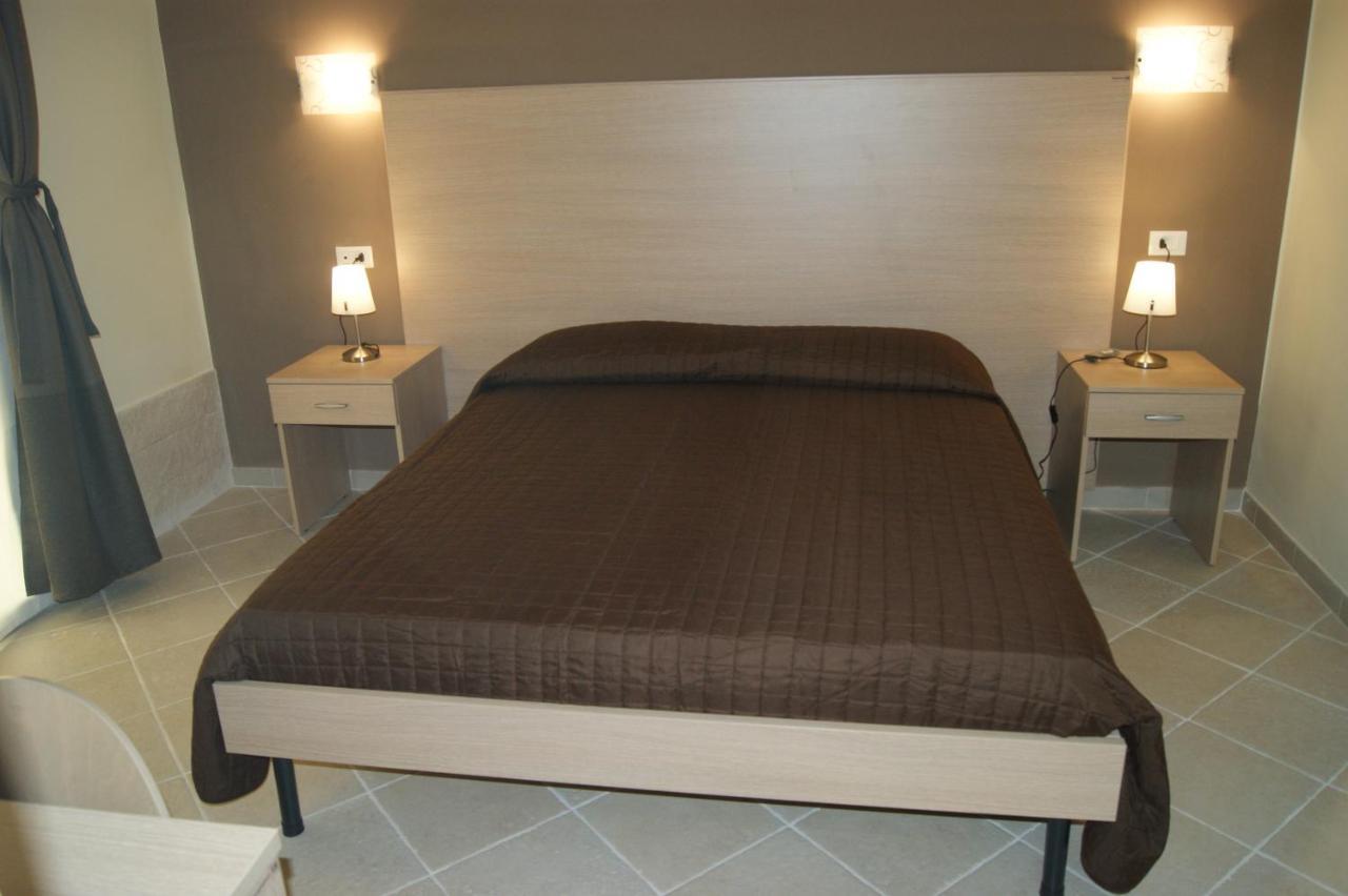 אוגוסטה Guest House Golfo Xifonio מראה חיצוני תמונה
